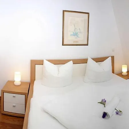 Strandkrone - 26-27 Ostseebad Kühlungsborn