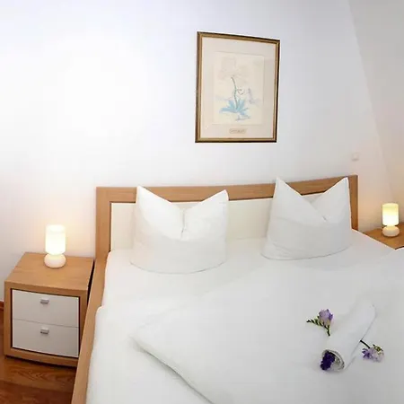 Strandkrone - 26-27 *